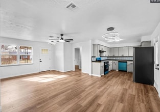 4811 NW Lindy Ave in Lawton, OK - Foto de edificio - Building Photo