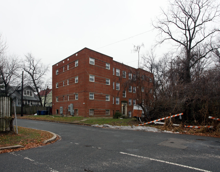 3101 Waclark Pl SE in Washington, DC - Building Photo