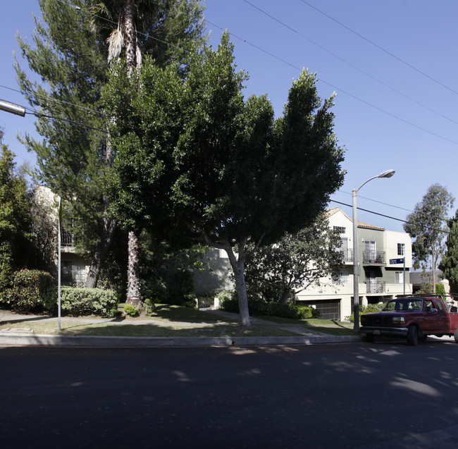 Grandview Gardens Apartments in Los Angeles, CA - Building Photo - Building Photo