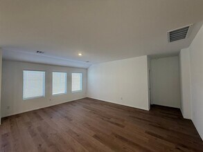 1177 Sunflower Ln in Newcastle, OK - Building Photo - Building Photo