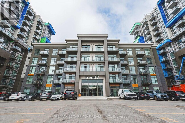 460 Dundas St E in Hamilton, ON - Building Photo - Building Photo
