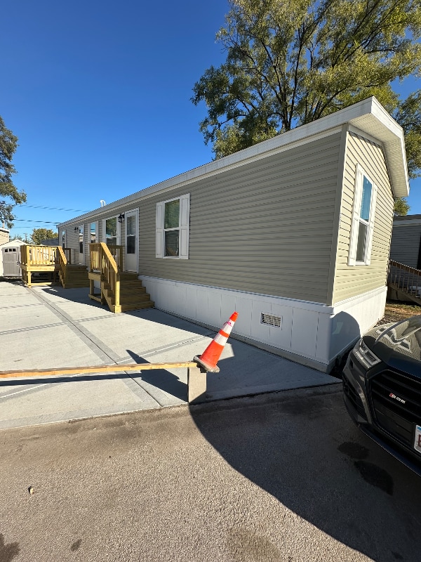 property at 14139 S Western Ave
