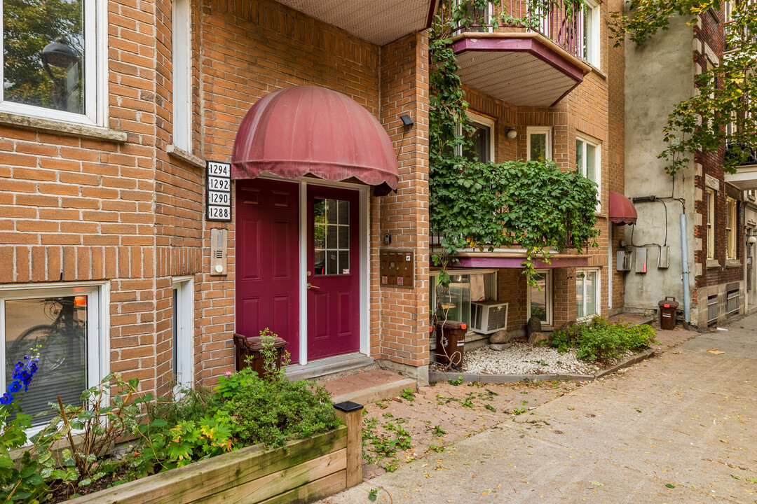 1288-1296 Alexandre-Desève Rue in Montréal, QC - Building Photo