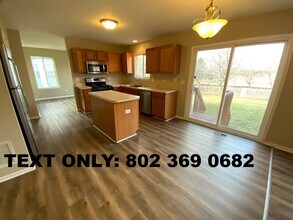 274 Clarendon Ln in Bolingbrook, IL - Building Photo - Building Photo