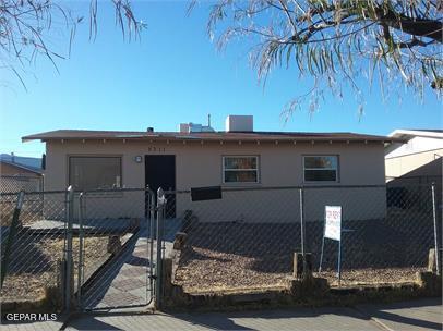 8311 Capitan Cir in El Paso, TX - Building Photo