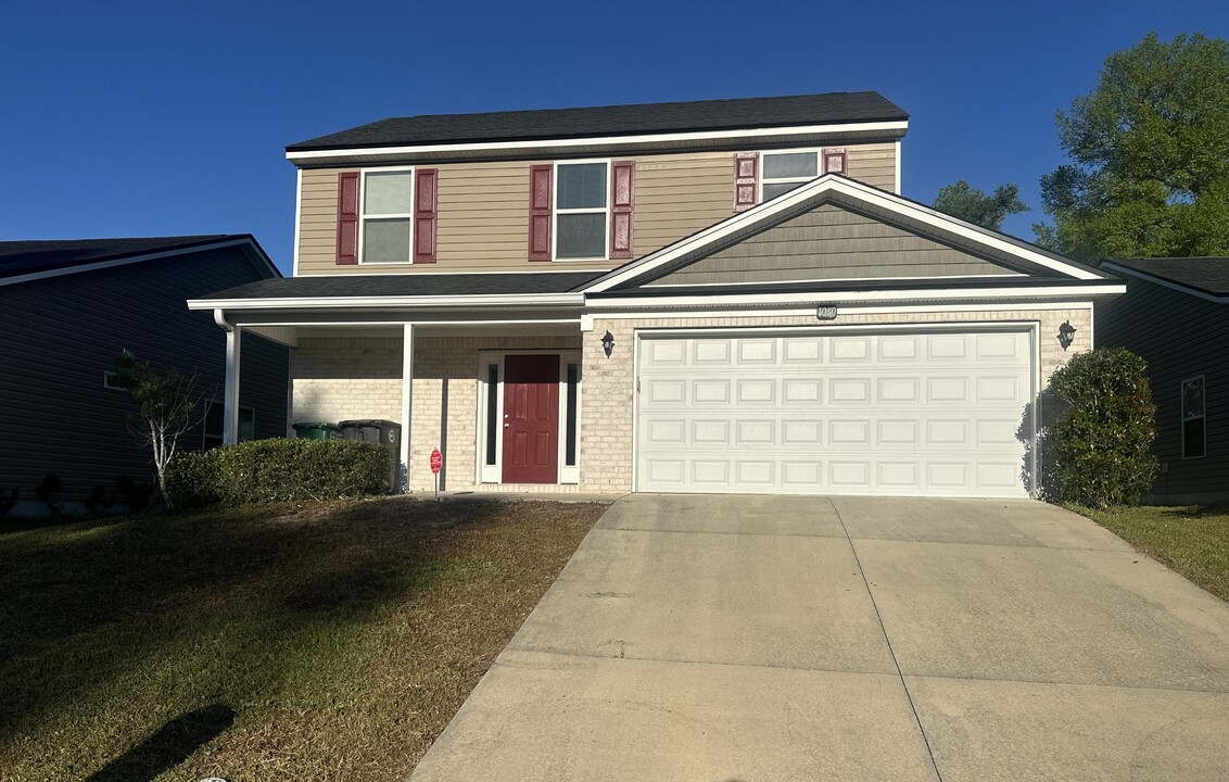 1060 Lacey Ln in Tallahassee, FL - Foto de edificio