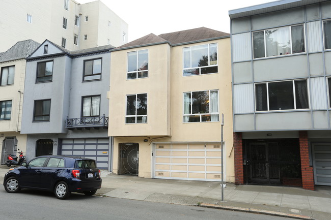 1527 Lincoln Way in San Francisco, CA - Building Photo - Primary Photo