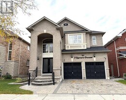 3 Caprara Crescent in Markham, ON - Building Photo