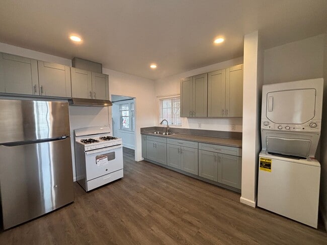 property at 2775 Marcy Ave