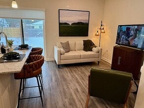 Townline Flats in Traverse City, MI - Foto de edificio - Building Photo