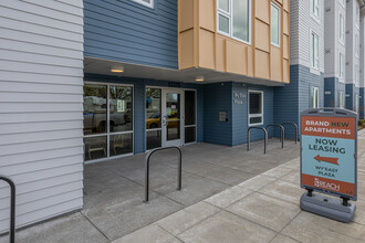 WyEast Plaza - Waitlist! No availability!! in Portland, OR - Building Photo - Building Photo