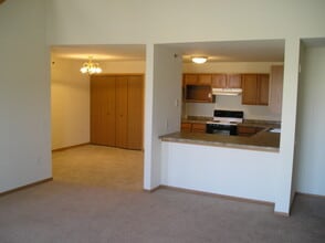 1521 Commonwealth Dr in Fort Atkinson, WI - Building Photo - Building Photo