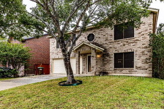 7307 Justino Trail in San Antonio, TX - Building Photo - Building Photo
