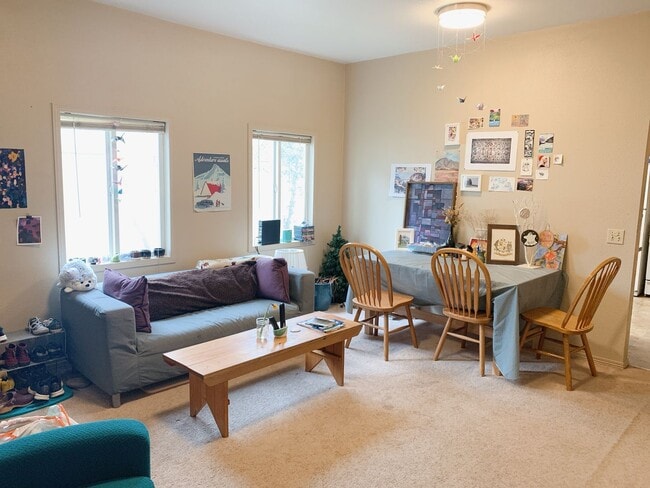 313 Gladstone St in Bellingham, WA - Building Photo - Building Photo