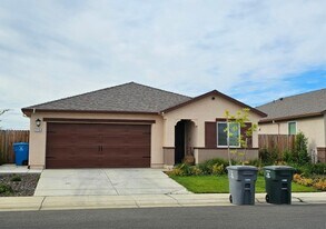 2226 Mickelson Dr in Linda, CA - Building Photo