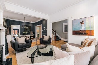 134 Roxborough St W in Toronto, ON - Building Photo - Building Photo