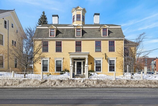 property at 7 Islington St