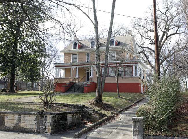 1405 Armstrong Ave in Knoxville, TN - Building Photo - Building Photo