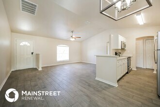 2496 De Vore St in North Port, FL - Building Photo - Building Photo