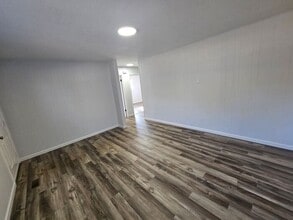 714 St James Church Rd in Newton, NC - Building Photo - Building Photo