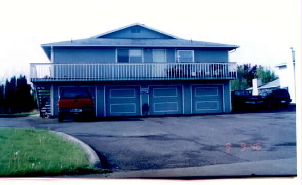 2730 Laukala Pl in Enumclaw, WA - Building Photo