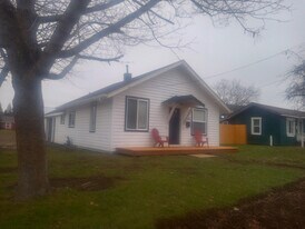 1003 E Harrison Ave in Coeur d'Alene, ID - Building Photo