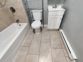 917-921-921 Violet Ave in Hyde Park, NY - Building Photo - Building Photo