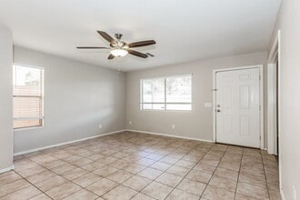 1901 N 129th Ave in Avondale, AZ - Building Photo - Building Photo