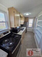 1926 S Hardy Ave in Independence, MO - Building Photo - Building Photo