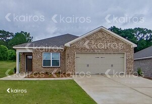 657 June St in Prattville, AL - Building Photo