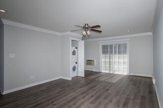 216 Lakeland Ave-Unit -L7 in Sayville, NY - Building Photo - Building Photo