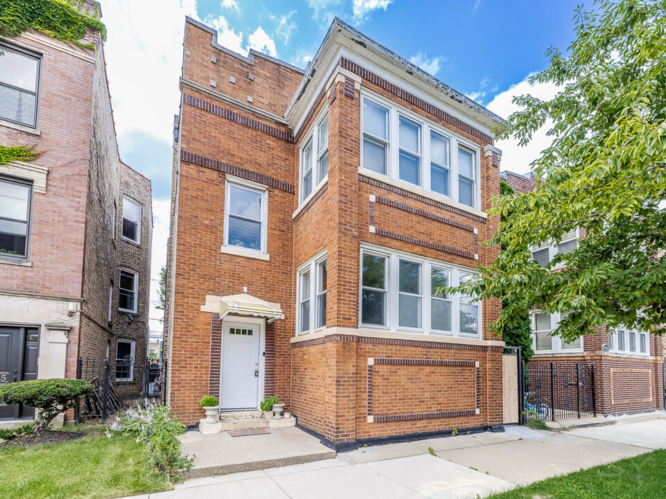 3349 W Cuyler Ave, Unit 1 in Chicago, IL - Building Photo