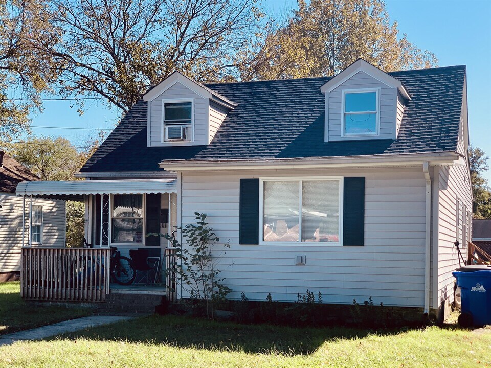3613 Braxton Ave in Portsmouth, VA - Building Photo