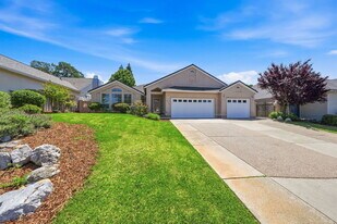 6245 Gold Hills Ct in Redding, CA - Building Photo