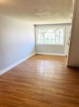 519 Cinderella Loop in Eugene, OR - Building Photo - Building Photo