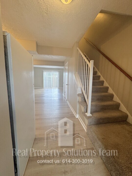 6551 Santa Cruz Pl in Reynoldsburg, OH - Building Photo