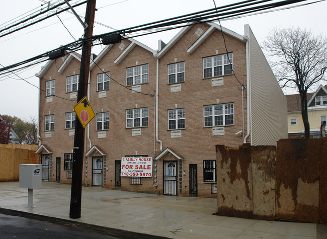 3756-3760 Barnes Ave in Bronx, NY - Building Photo - Building Photo