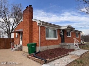 5407 Lois Ave in Louisville, KY - Building Photo - Building Photo