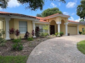 2772 Challenger Dr in Palm Harbor, FL - Building Photo