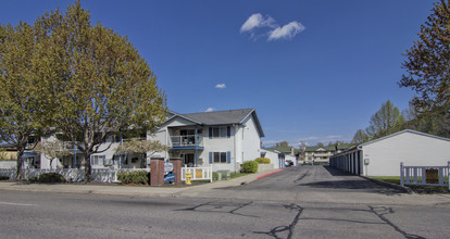 1416 N McDonald Rd in Spokane Valley, WA - Building Photo - Building Photo