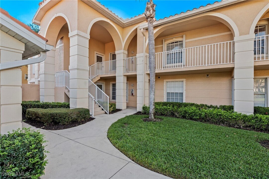 26740 Rosewood Pointe Ln in Bonita Springs, FL - Building Photo