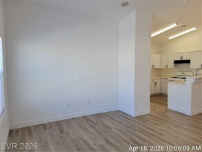 8823 Roping Rodeo Ave in Las Vegas, NV - Building Photo - Building Photo