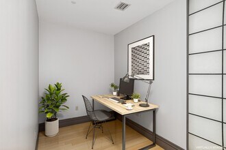 The Flats at Southside Works in Pittsburgh, PA - Foto de edificio - Building Photo