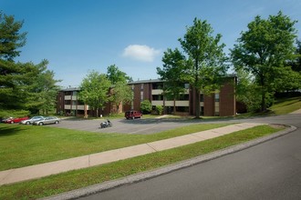 Colony West Apartments in Coropolis, PA - Building Photo - Building Photo