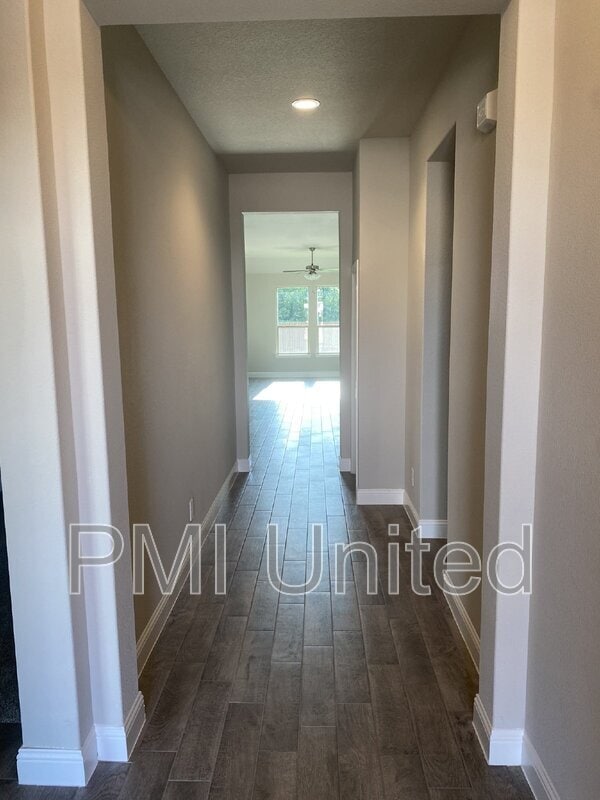 11525 Nicholson Ln in Fort Worth, TX - Building Photo - Building Photo