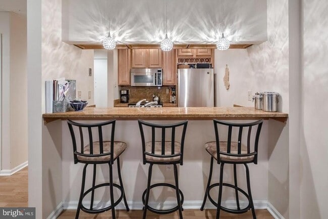 1601 Spring Garden St in Philadelphia, PA - Foto de edificio - Building Photo