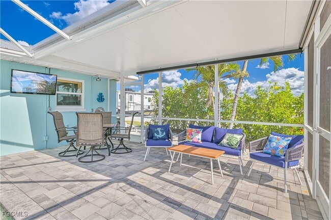 property at 2868 Sanibel Blvd