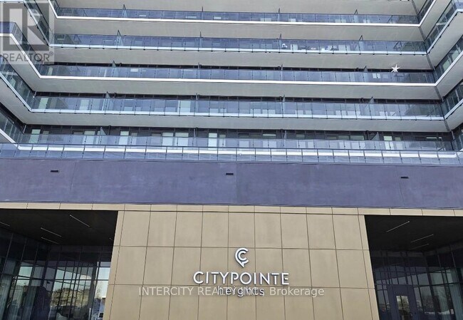 15 Skyridge Dr in Brampton, ON - Building Photo - Building Photo