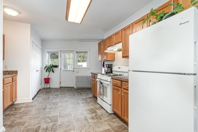 property at 342 N Cedar St