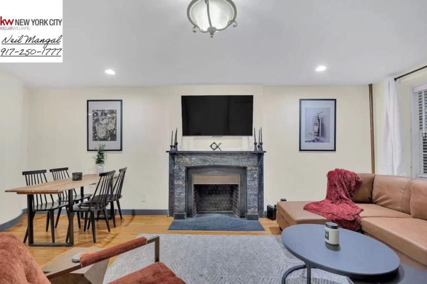 131 W 11th St in New York, NY - Building Photo